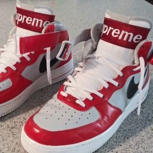 Nike AF1 custom. Retro Bred Style